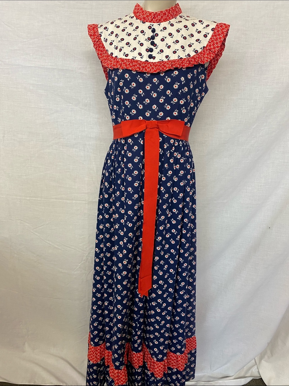 Vintage Malia Honolulu Hawaiian Floral Maxi Dress with Red Accents